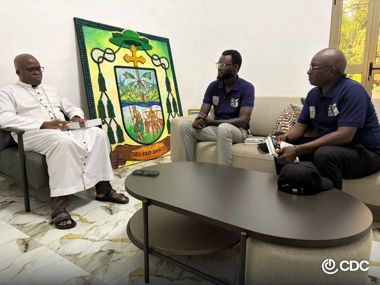 Rencontre au diocèse de Ziguinchor, l'un des relais qui portent la caravane.